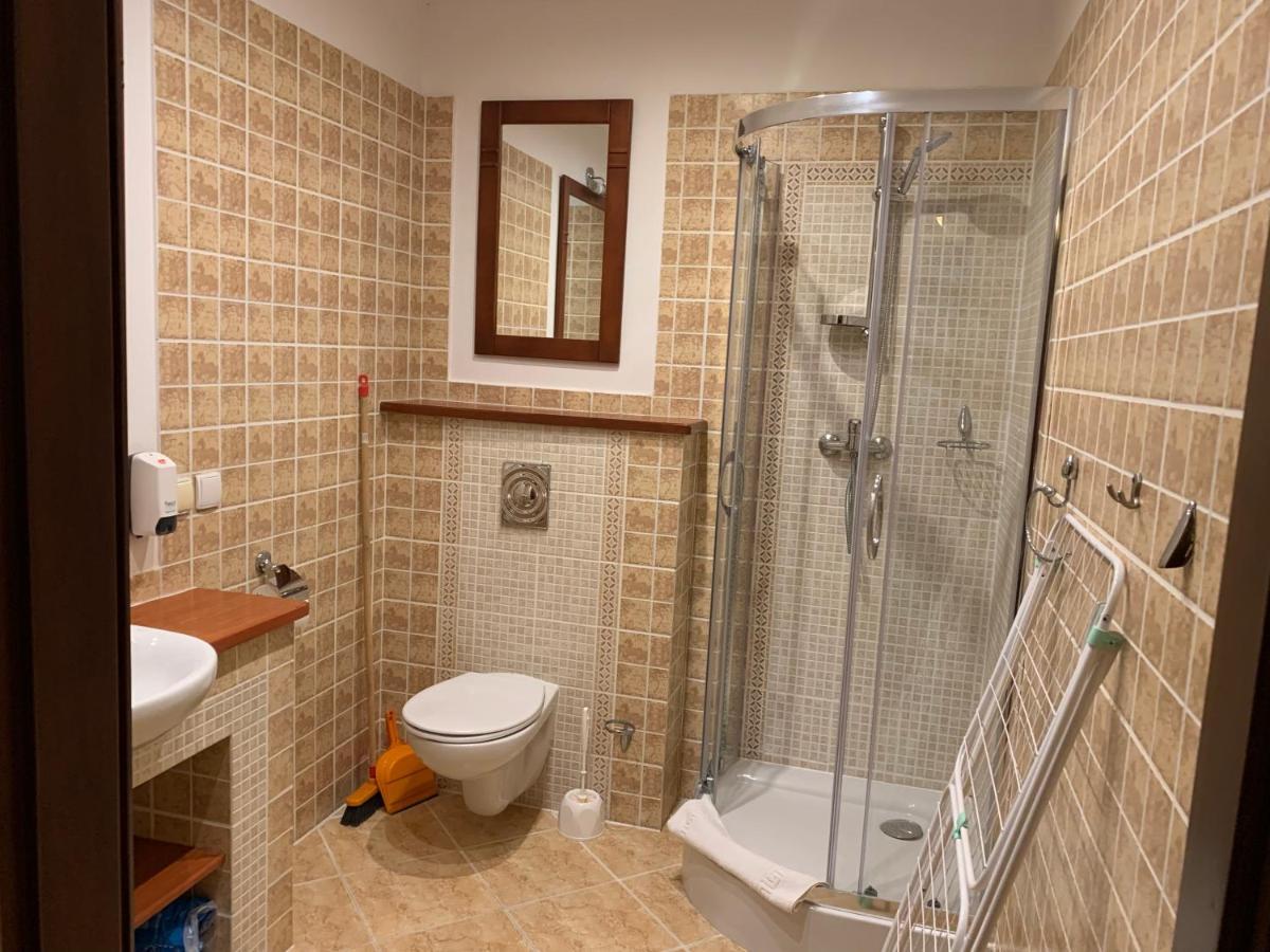 רבאל Apartamenty Classic מראה חיצוני תמונה