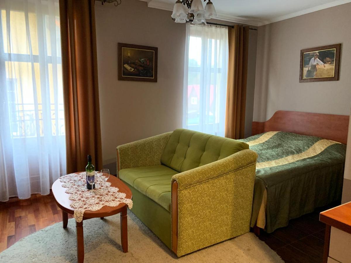 רבאל Apartamenty Classic מראה חיצוני תמונה