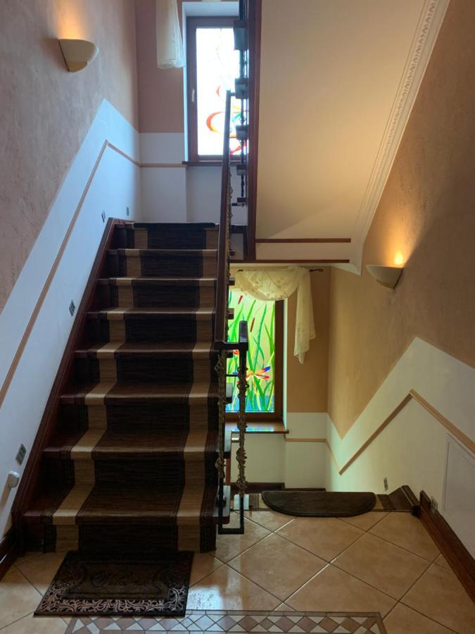רבאל Apartamenty Classic מראה חיצוני תמונה